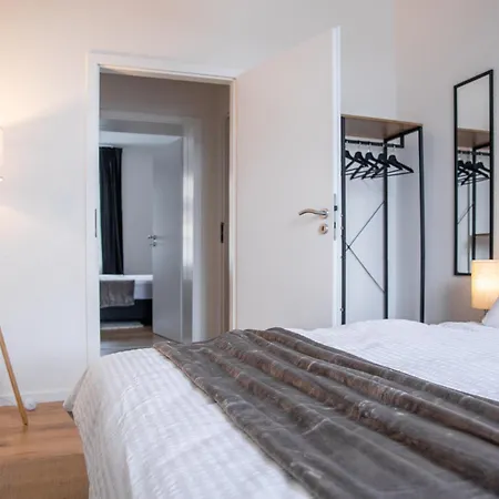 Stayvision Fs43 5 - 3 Schlafzimmer - 8 Gäste - 2 Balkone - Wlan Apartment Wuppertal