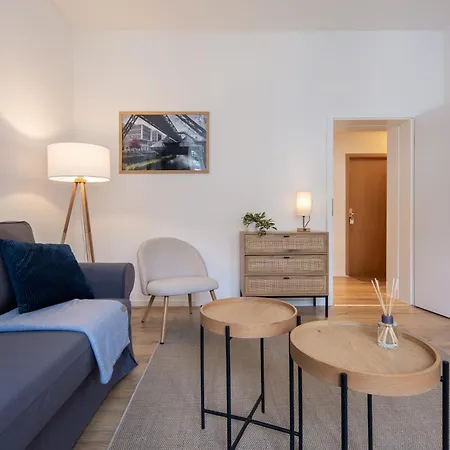 Stayvision Fs43 5 - 3 Schlafzimmer - 8 Gäste - 2 Balkone - Wlan * Wuppertal