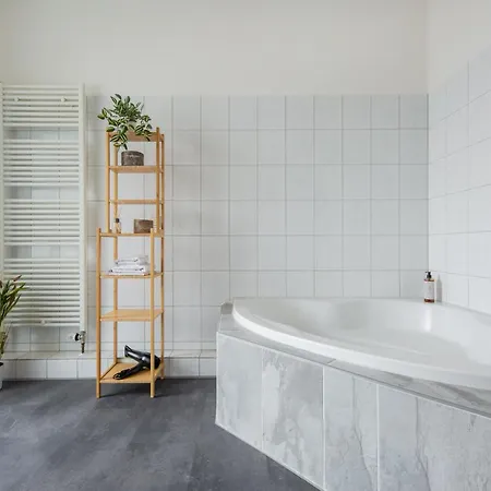 Apartment Stayvision Fs43 5 - 3 Schlafzimmer - 8 Gäste - 2 Balkone - Wlan