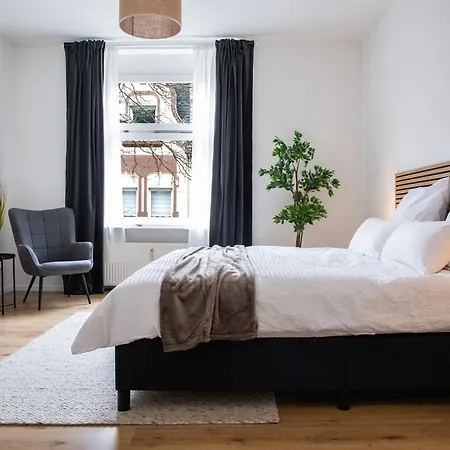 Stayvision Fs43 5 - 3 Schlafzimmer - 8 Gäste - 2 Balkone - Wlan Wuppertal