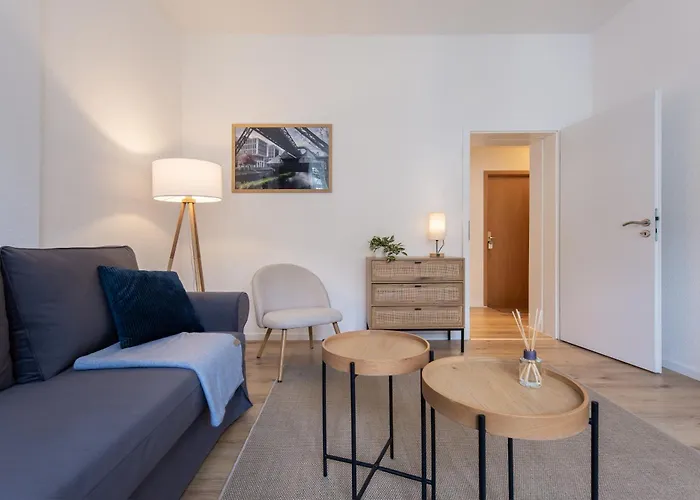 Stayvision Fs43 5 - 3 Schlafzimmer - 8 Gaeste - 2 Balkone - Wlan * Wuppertal